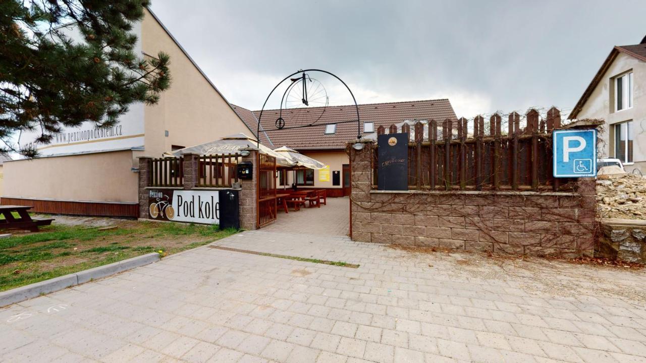 Penzion Pod Kolem Sosuvka Exteriör bild