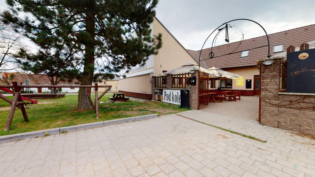 Penzion Pod Kolem Sosuvka Exteriör bild